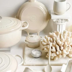 Cazuela cocotte de hierro fundido, 30 cm, color merengue - Le Creuset