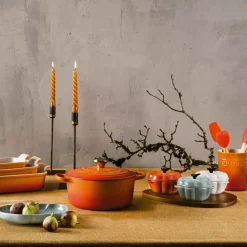 Cocotte de hierro fundido, 24 cm, color volcánico - Le Creuset