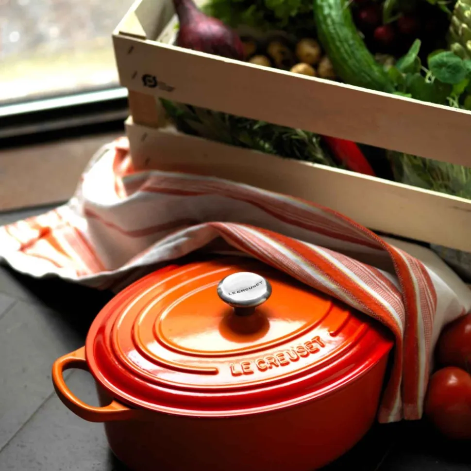 Cocotte de hierro fundido, 27 cm, color volcánico - Le Creuset