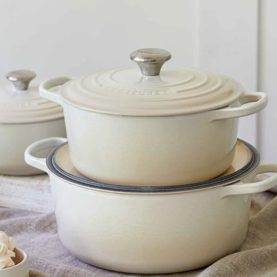 Cocotte de hierro fundido, 20 cm, color merengue - Le Creuset