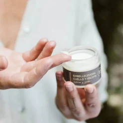 Crema embellecedora de cuello y escote - Matarrania