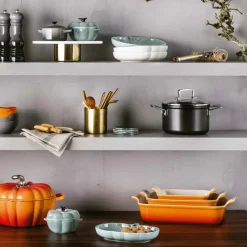 Fuente de cerámica gres esmaltada para horno, color volcánico, 2,4 litros - Le Creuset