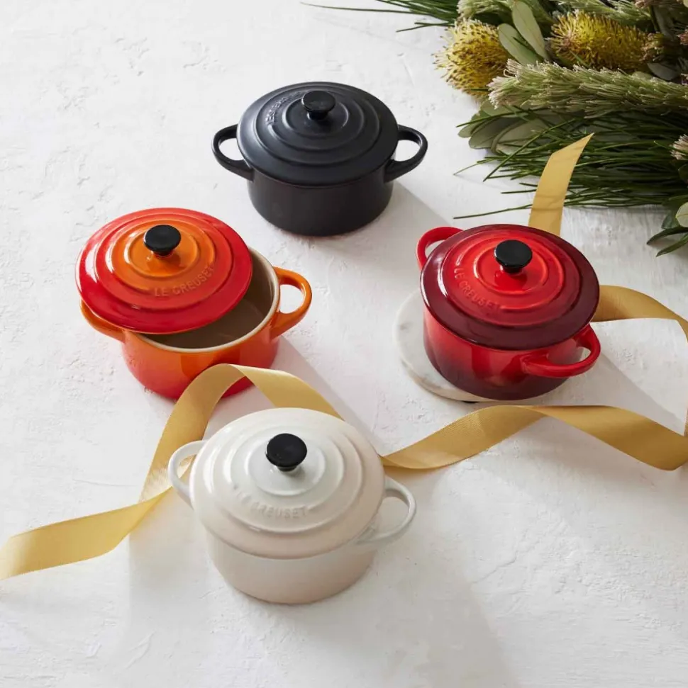 Mini cocotte de cerámica gres esmaltada, color merengue, 10 cm - Le Creuset