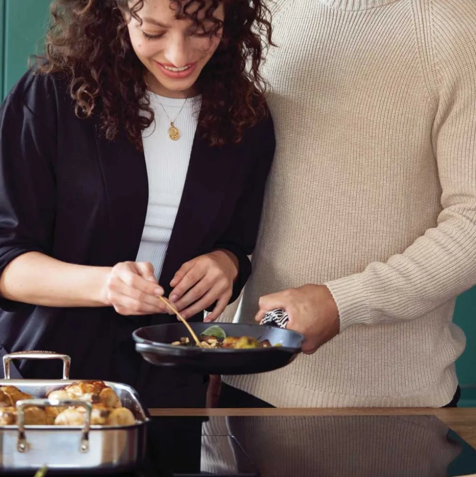 Sartén skillet de hierro fundido, 26 cm, color negro - Le Creuset